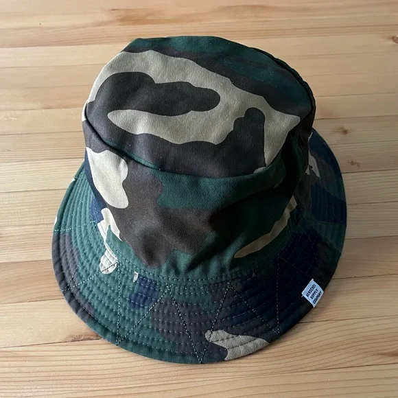 Herschel Supply Company Accessories Herschel Lake Bucket Hat In Camo Reversible To Navy Blue New With Tags Sm Poshmark